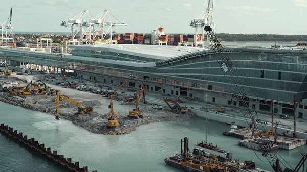 What Are the Benefits of Public-Private Partnerships in UK's Infrastructure Development?